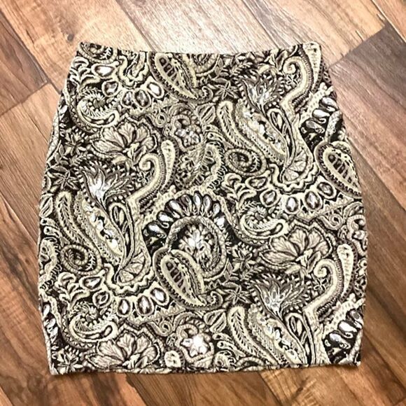 Guess Jewel Embellished Tapestry Print Pencil Mini Skirt in Black/Gold Size 0 - Picture 1 of 8